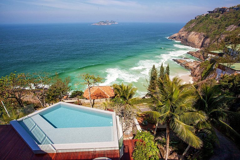 Casa con vista su Joatinga, perfetta per ammirare il mare