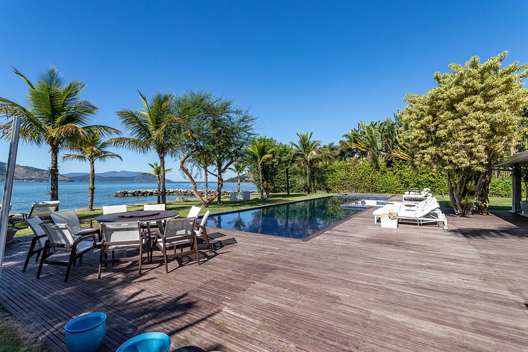 Casa de Luxo à venda em Angra dos Reis Rio de Janeiro