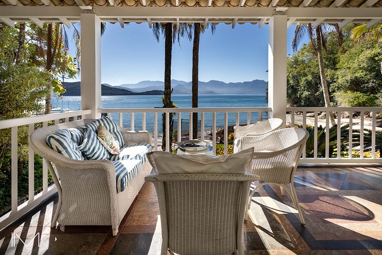 Casa Luxo de temporada com vista mar em Ilha Grande Angra RJ