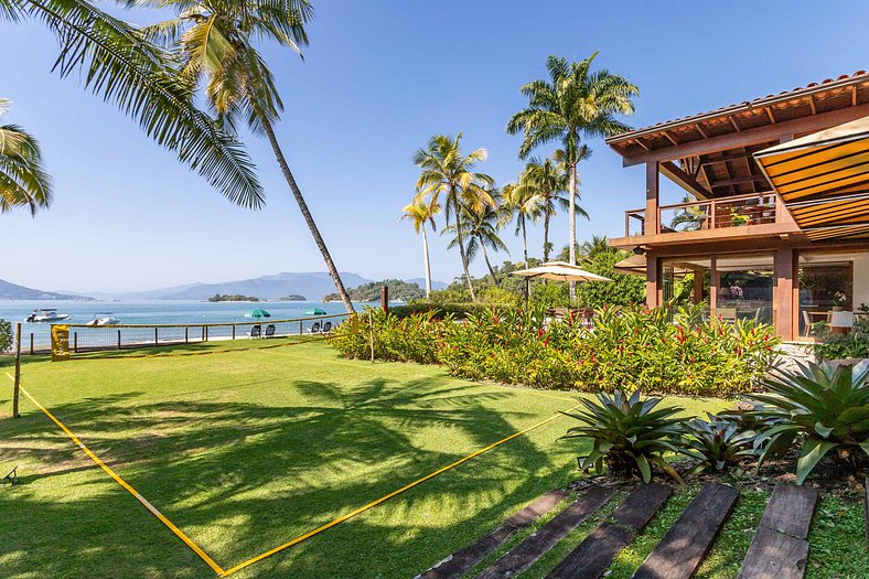 Casa Luxo de temporada em praia de Angra dos Reis RJ