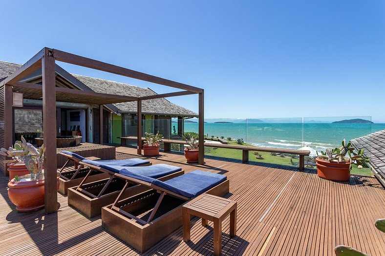 Casa Luxo de temporada Praia de Manguinhos Búzios RJ