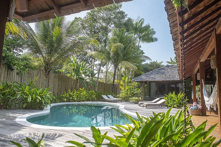 Casa Verde com vista deslumbrante para a praia.