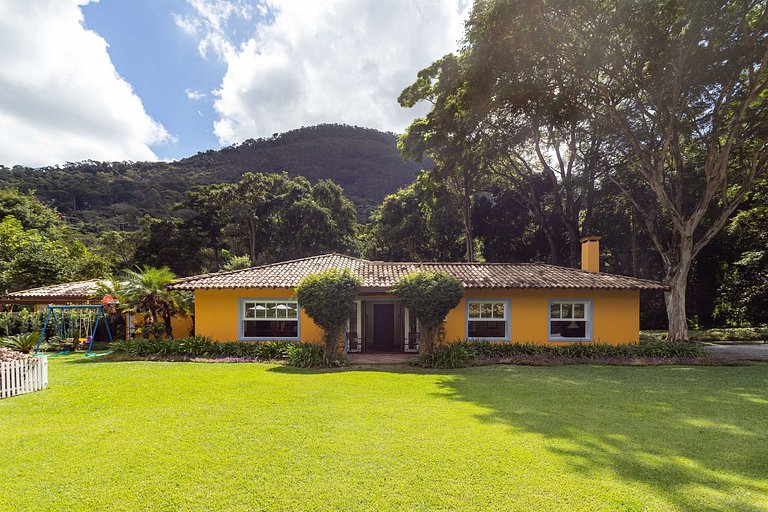 Luxusvilla in Petrópolis, Bergregion von Rio de Janeiro